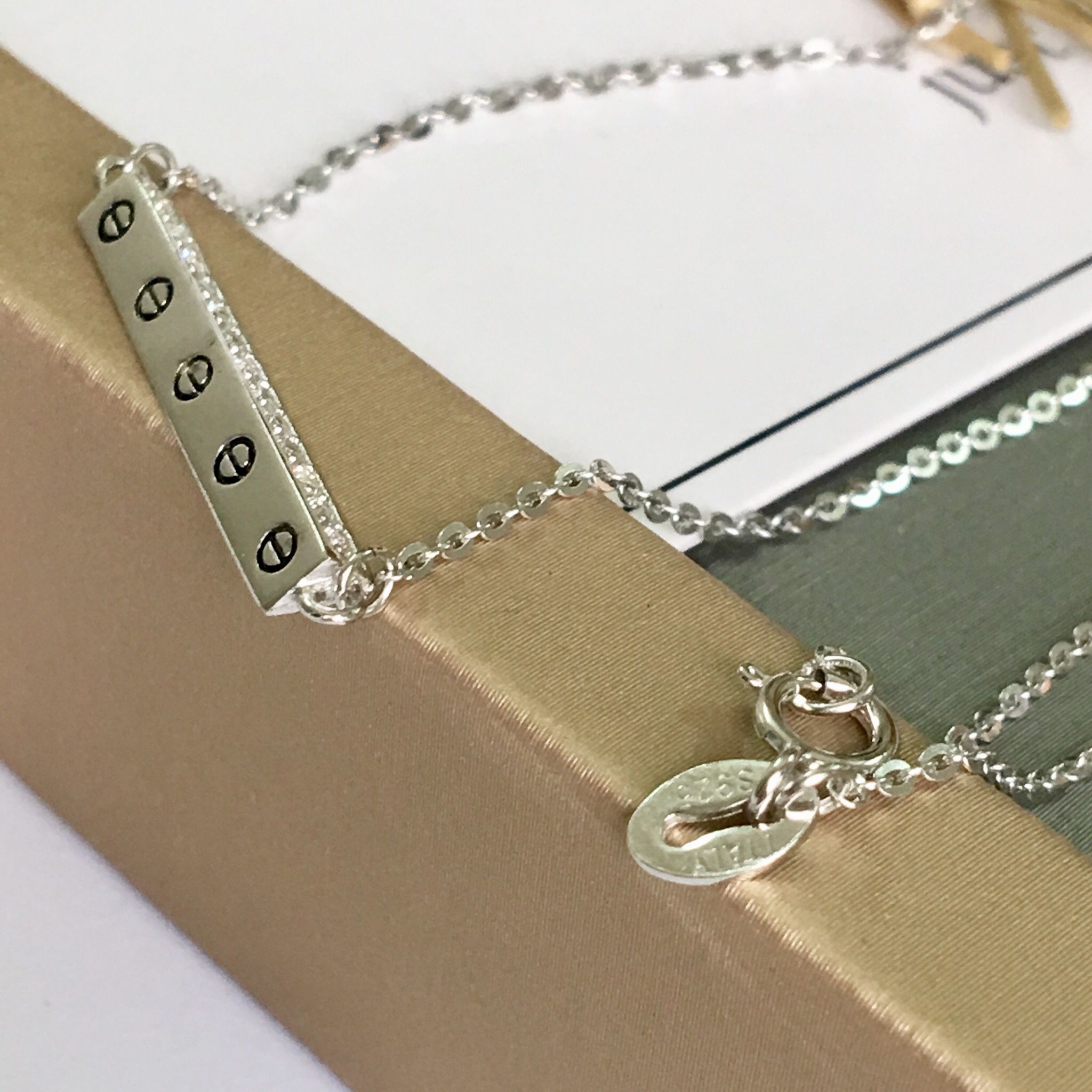 Dây Chuyền Bạc Cao Cấp - Cartier Thanh Ngang Pha Lê (AC)