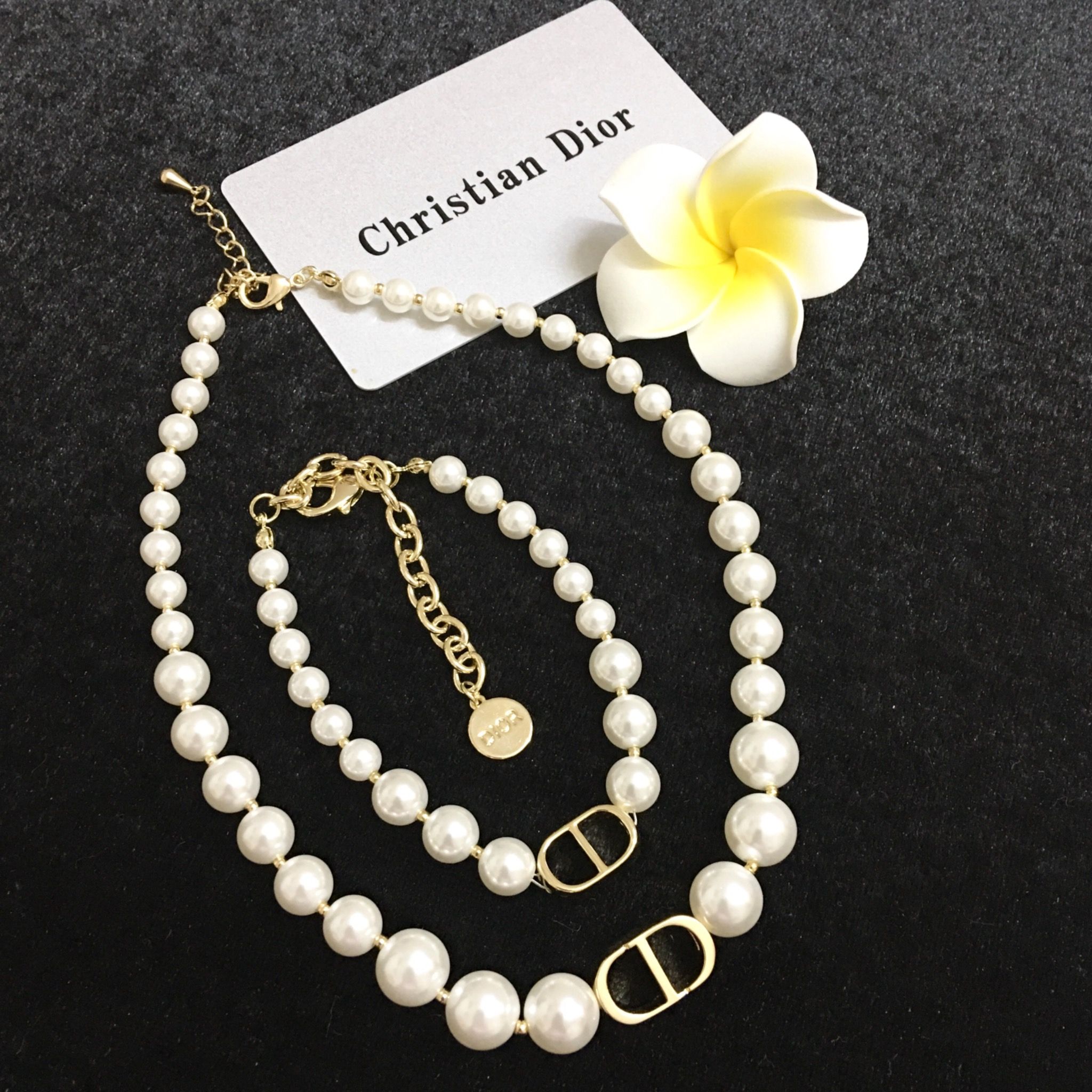 Bộ Trang Sức Dior Vàng - Vòng cổ Choker & Vòng Tay Ngọc Trai Quý Phái