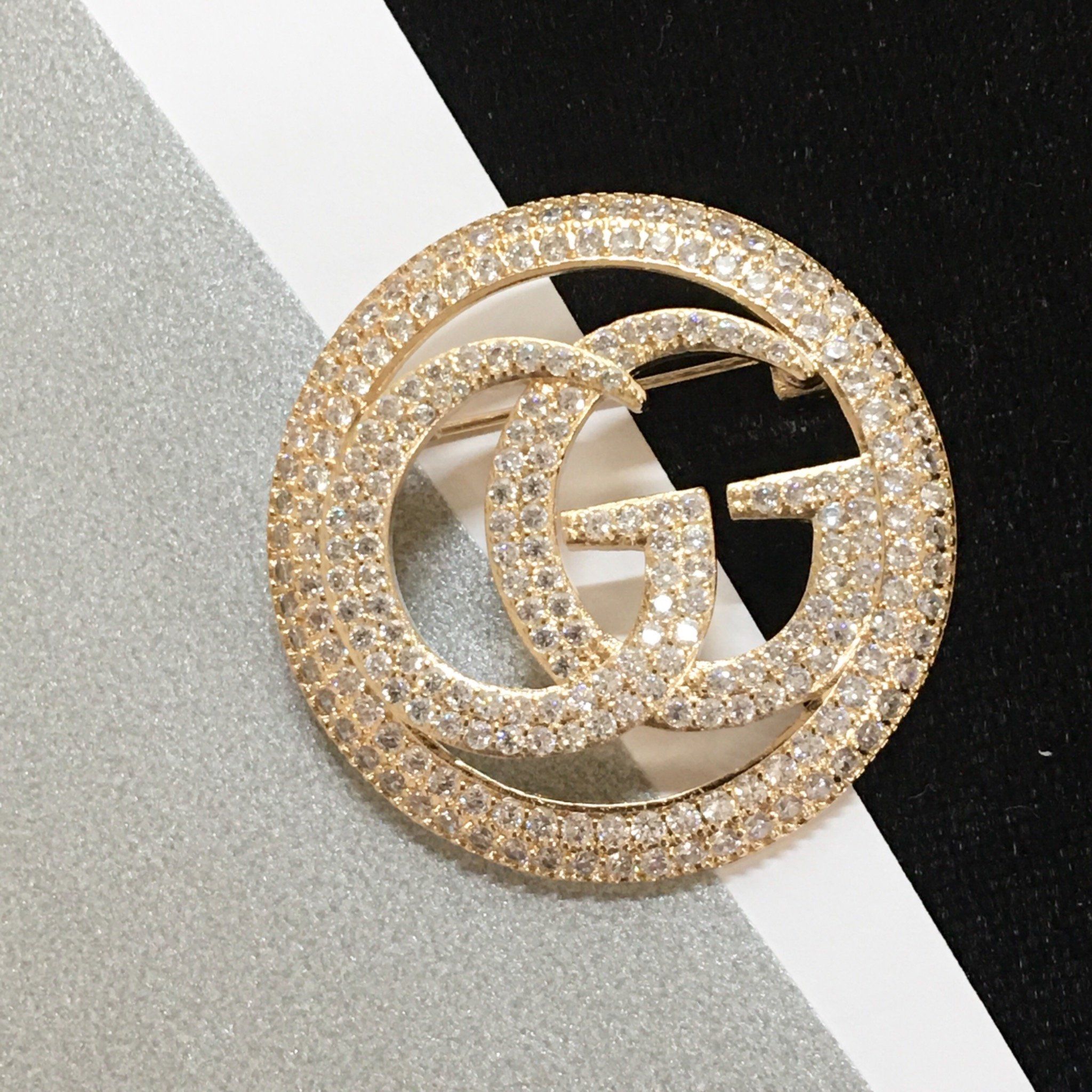 Cài Áo Nam, Nữ - Gucci Màu Vàng Hồng Pha Lê Trắng (AE)