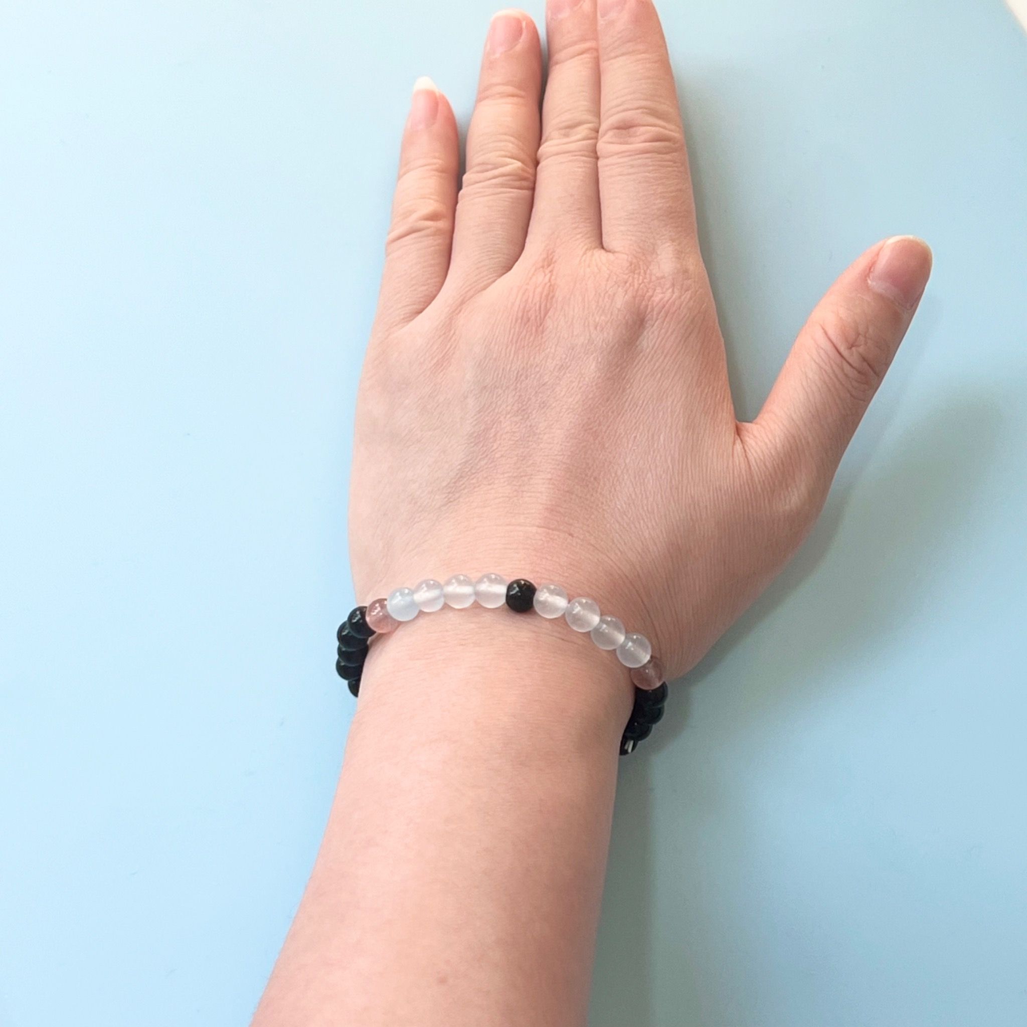Vòng Tay Phong Thuỷ Cao Cấp - Đá Aquamarine, Đá Obsidian & Đá Thạch Anh Dâu Tây