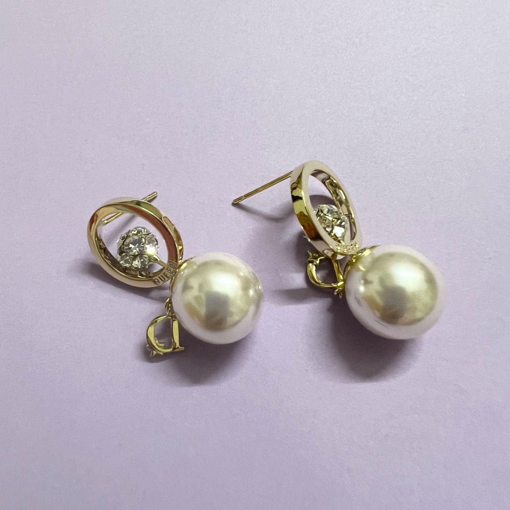 Bông Tai Di.oor Màu Vàng Ngọc Trai & Pha Lê Trắng ( Có 6 Kiểu Đeo )
