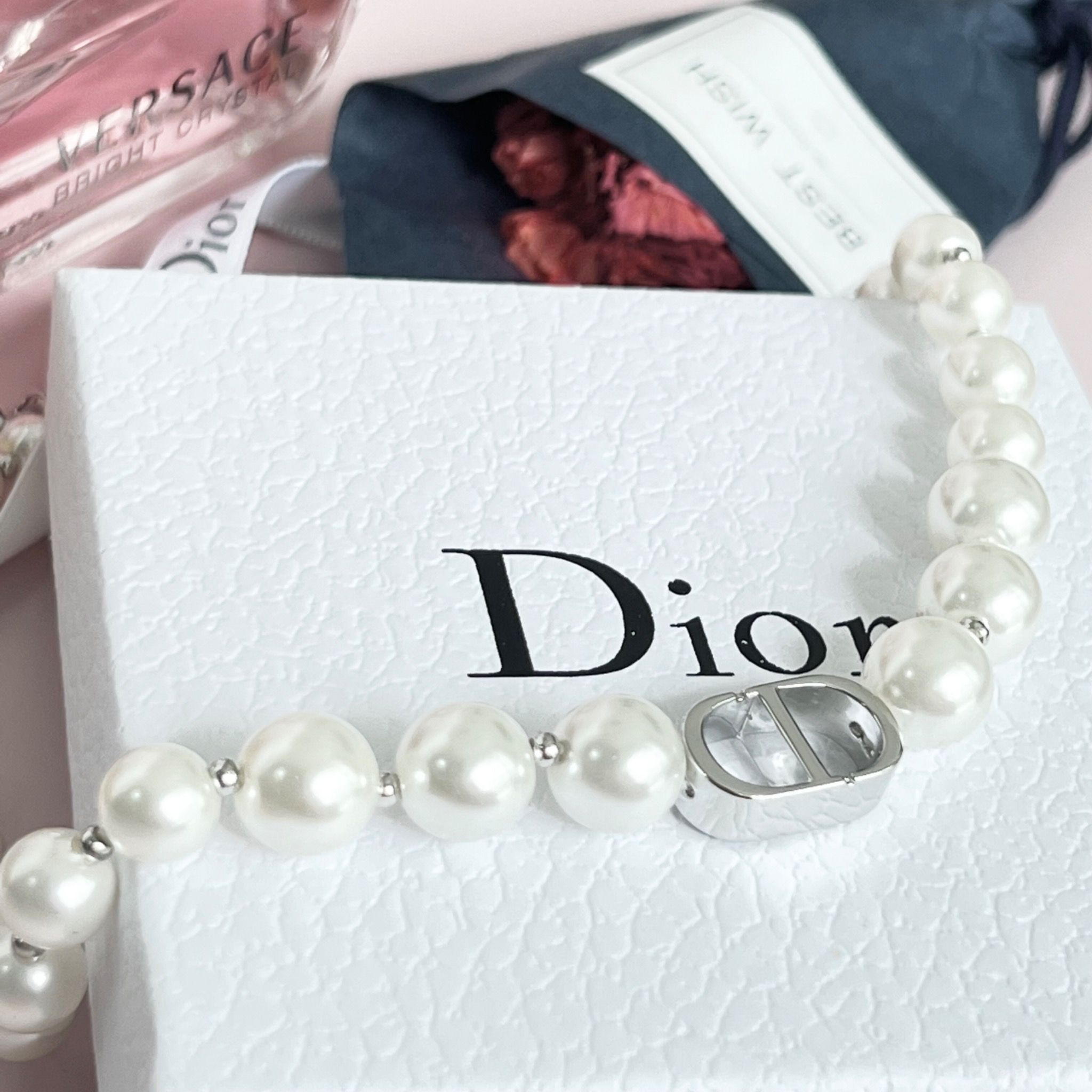Bộ Trang Sức Dior Trắng - Vòng cổ Choker & Bông Tai Ngọc Trai Quý Phái (AB)
