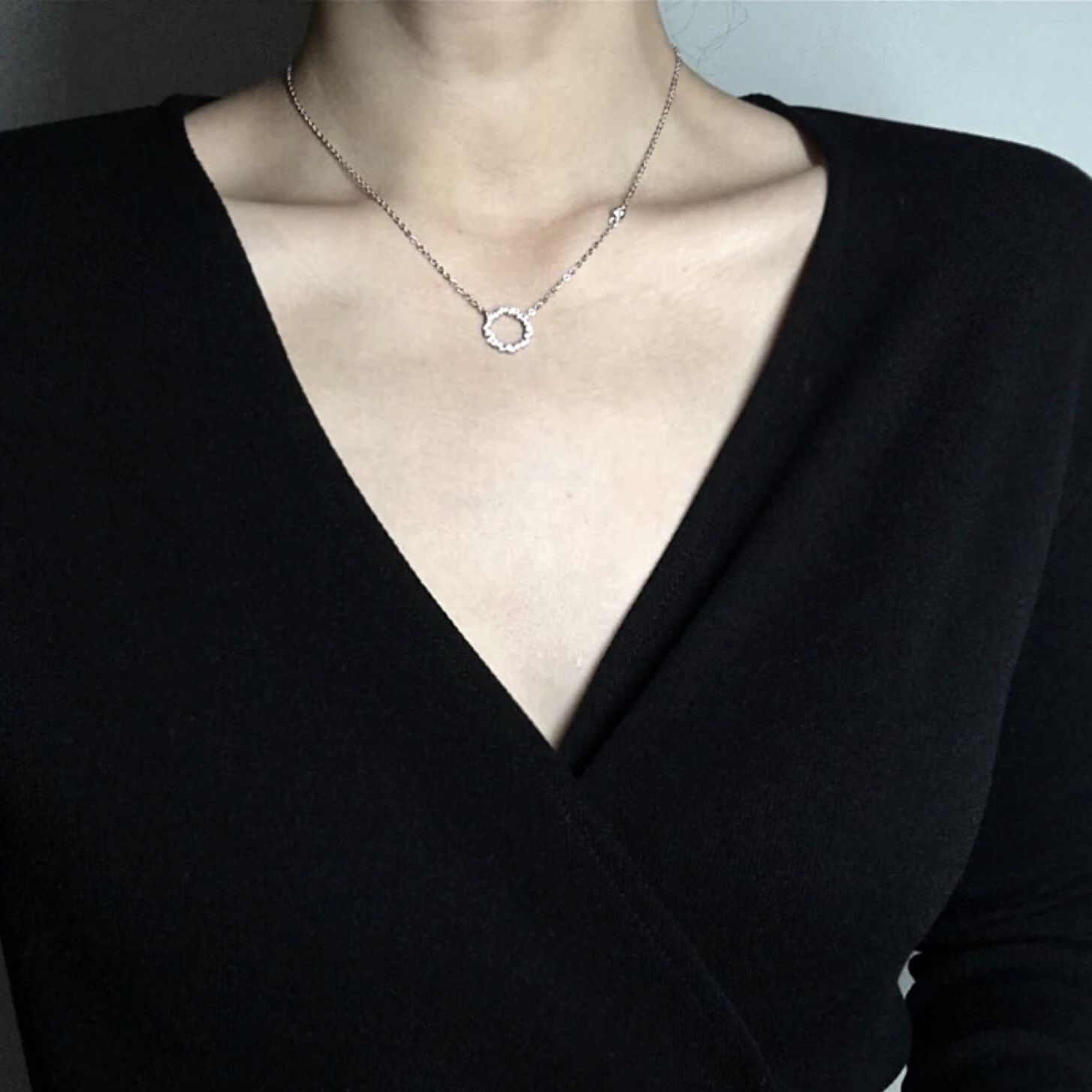 DÂY CHUYỀN BẠC CAO CẤP - VÒNG TRÒN PHA LÊ (AD)