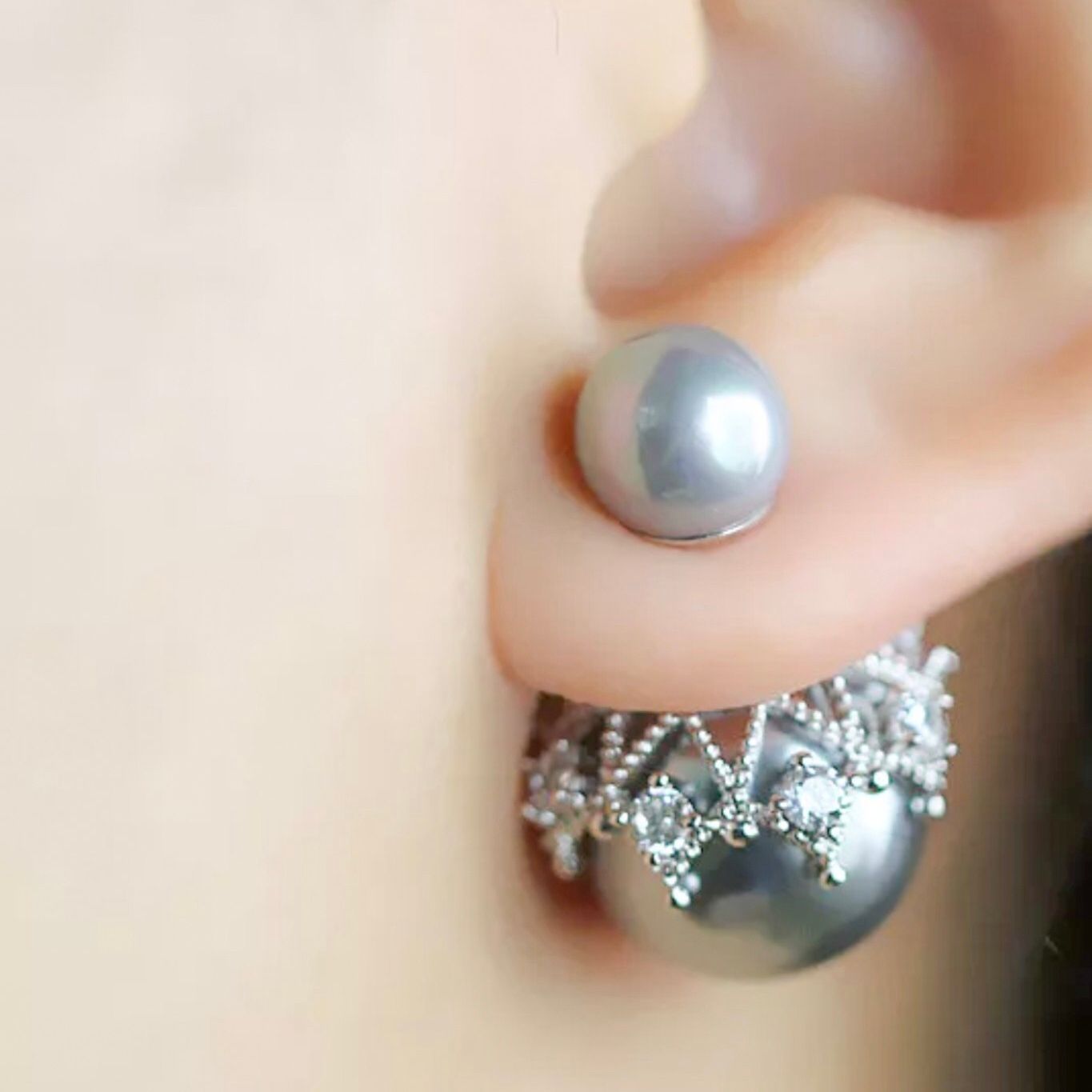 BÔNG TAI HẠT NGỌC XÁM & PHA LÊ ( 2 KIỂU ĐEO )
