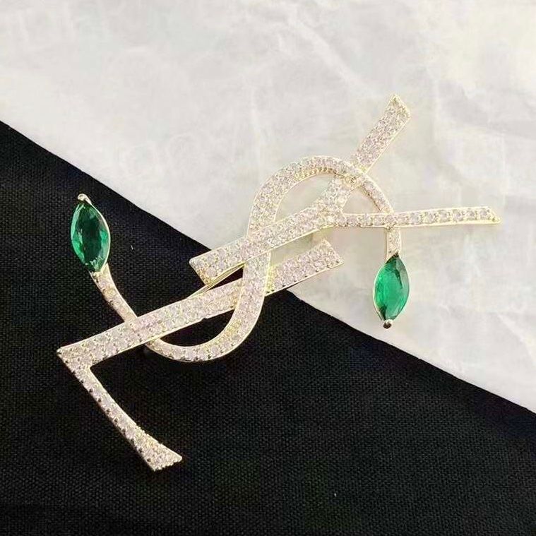 Cài Áo YSL Bản To Pha Lê Xanh & Trắng Sang Trọng