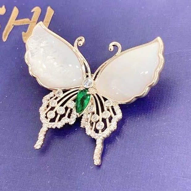 Cài Áo - Con Bướm Vỏ Trai Thiên Nhiên & Pha Lê Xanh