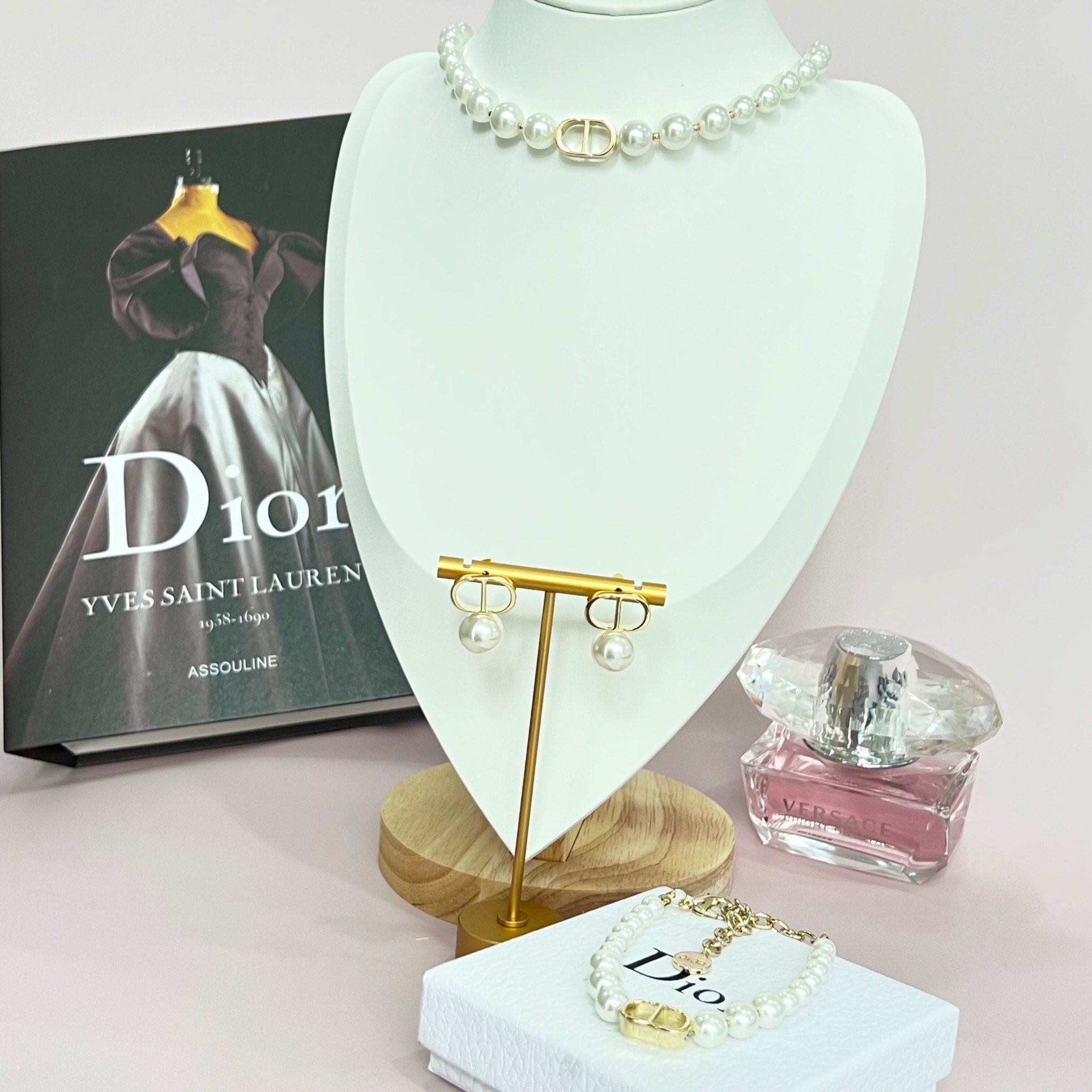 Bộ Trang Sức Di.oor Vàng - Vòng cổ Choker, Vòng Tay & Bông Tai Ngọc Trai Quý Phái (AE)