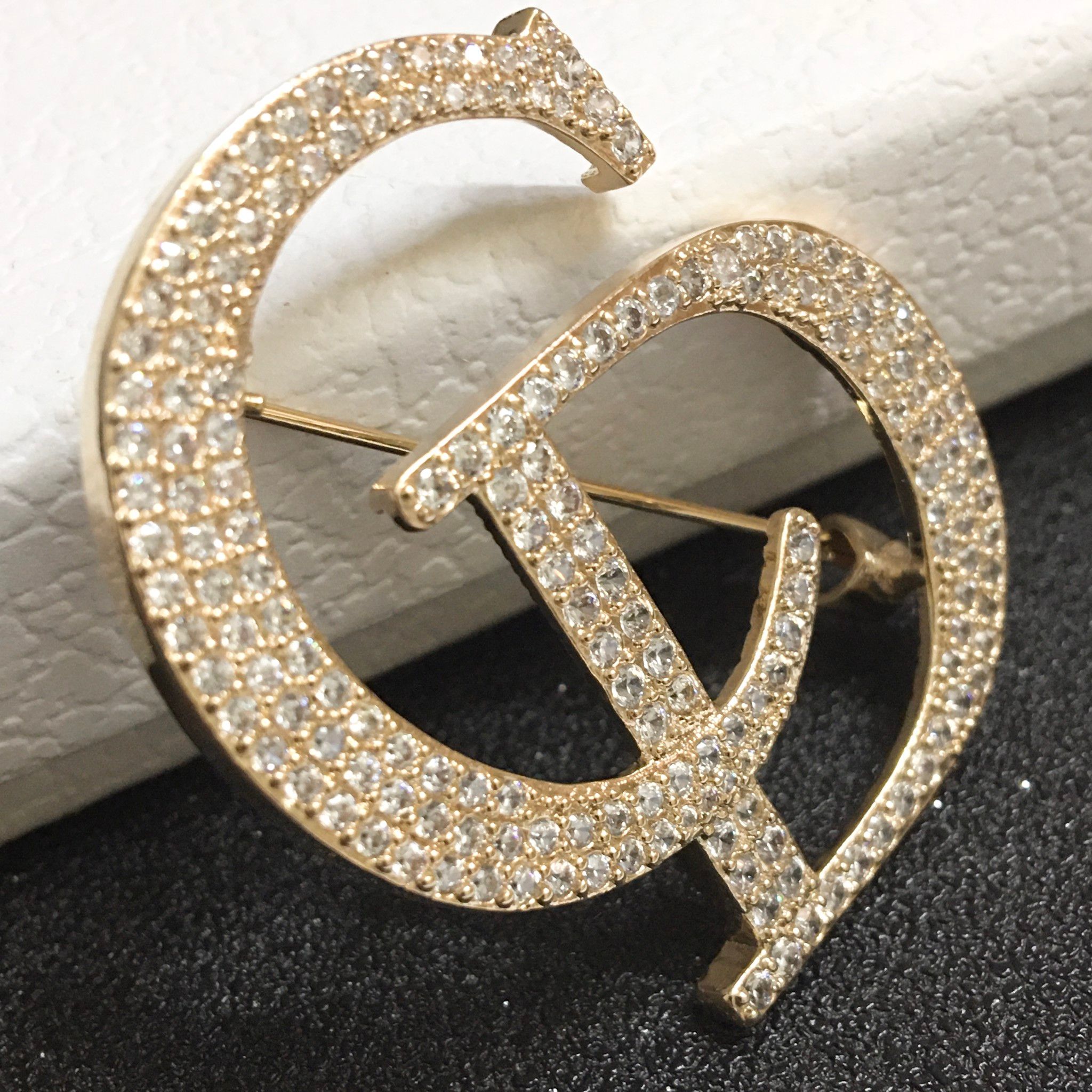 Cài Áo Nam, Nữ - Dior Màu Vàng Hồng Pha Lê Trắng (AG)