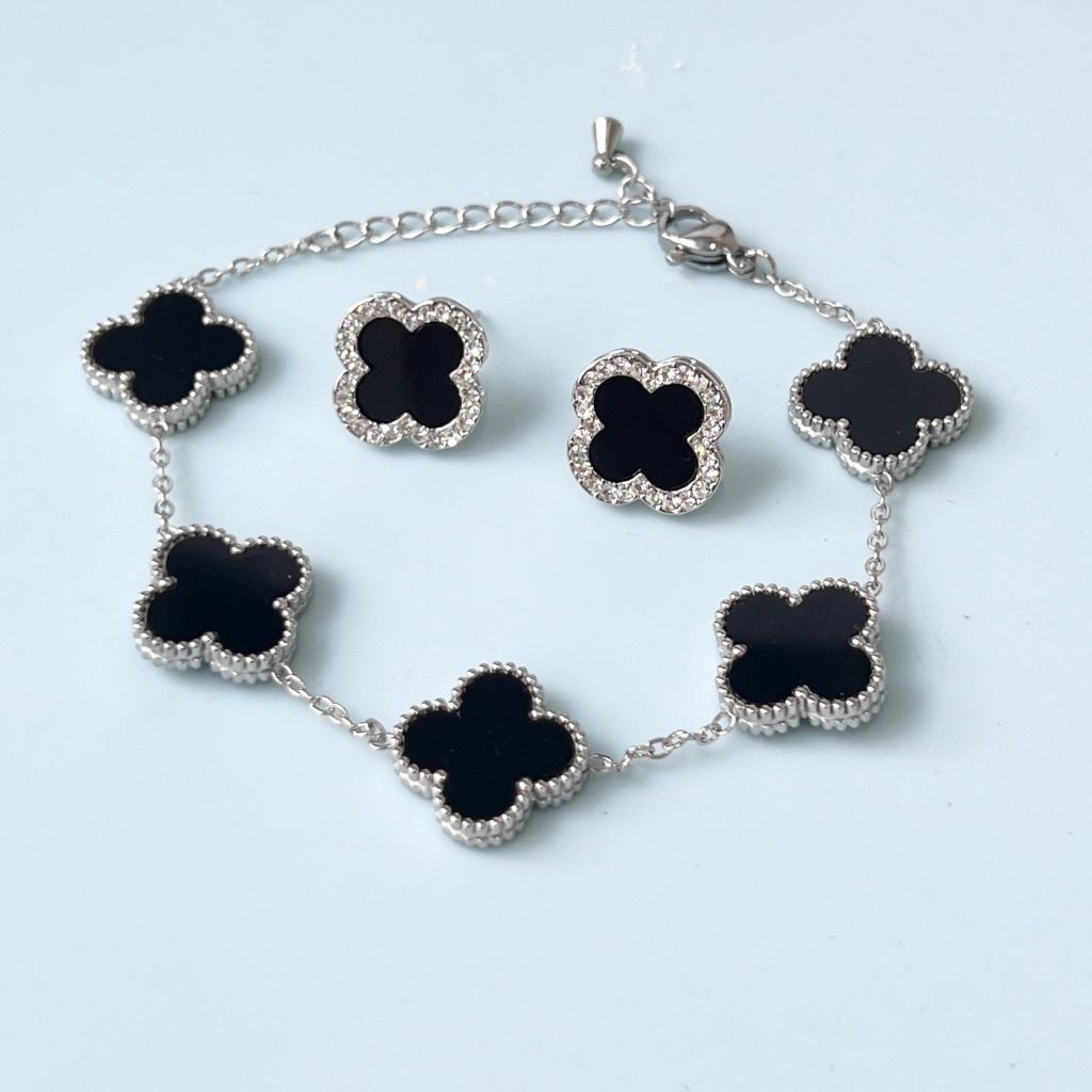 Bộ Trang Sức Cỏ 4 Lá May Mắn Trắng Đen Size 1,5cm - Dây Chuyền, Vòng Tay & Bông Tai Pha Lê (AS)