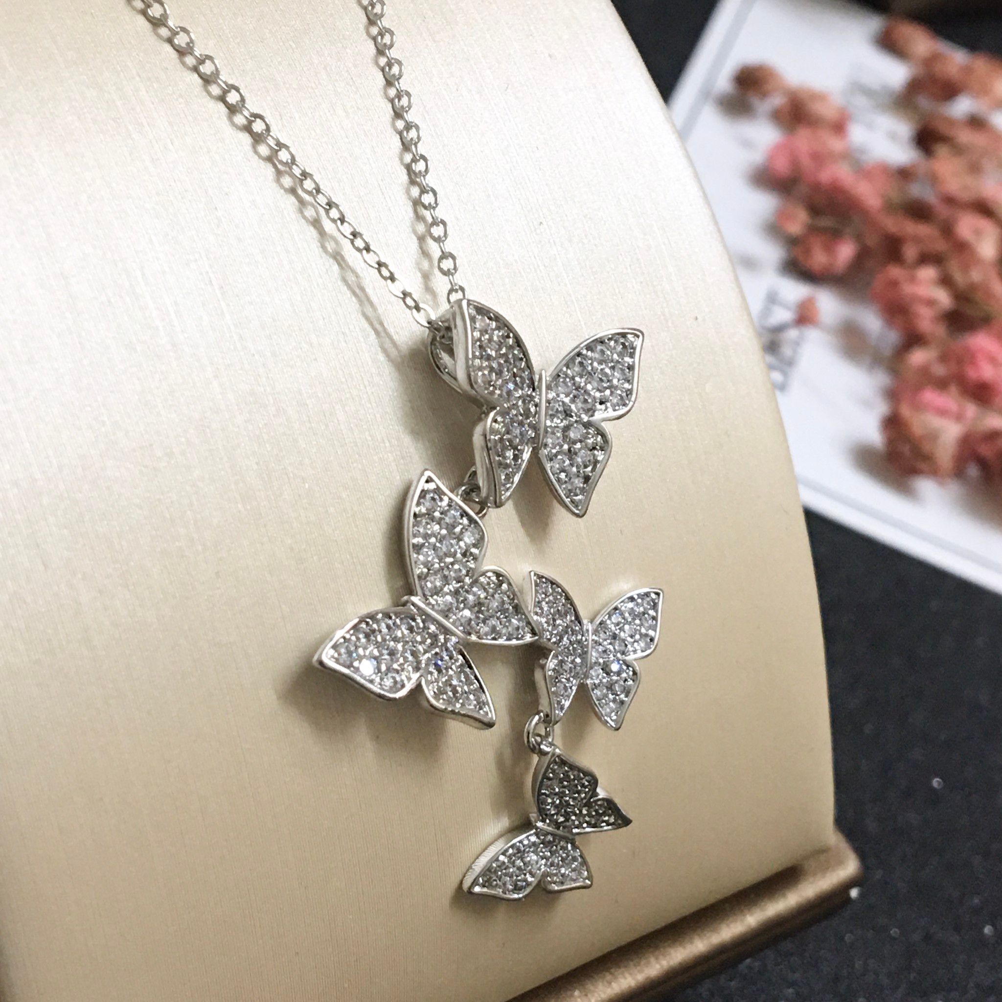 BỘ TRANG SỨC 2 ĐÔI BƯỚM XINH PHA LÊ (AA)