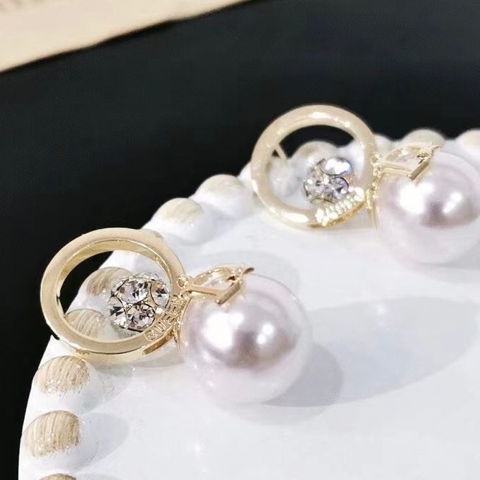 Bông Tai Di.oor Màu Vàng Ngọc Trai & Pha Lê Trắng ( Có 6 Kiểu Đeo )