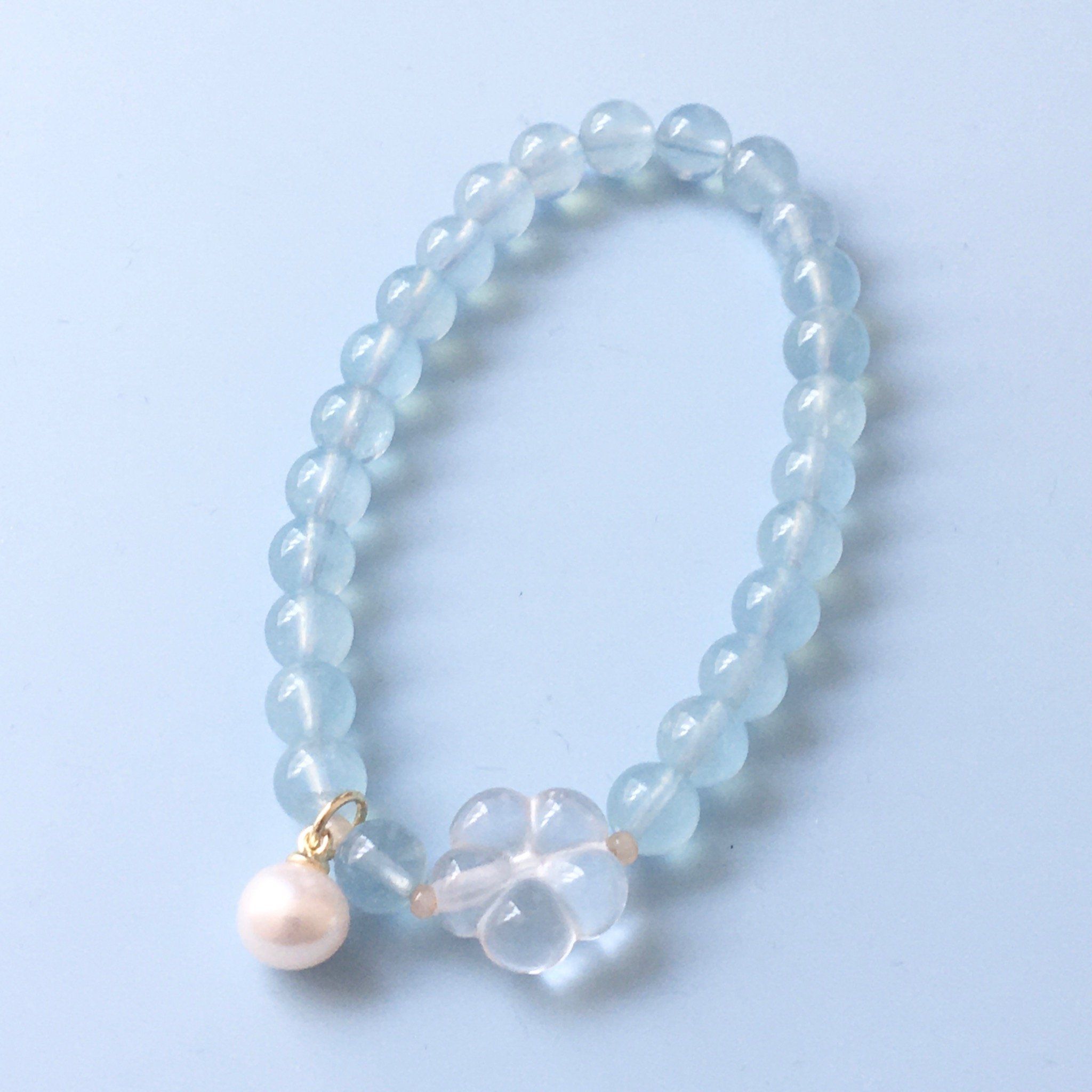 Vòng Tay Phong Thuỷ Cao Cấp - Hoa Mai Đá Thạch Anh Trắng, Ngọc Trai Nước Ngọt & Đá Aquamarine Thiên Nhiên Tinh Tế