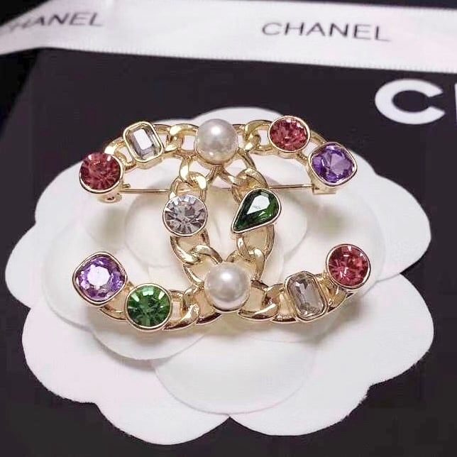 Cài Áo Nam, Nữ - Chanel Đá Pha Lê Màu Cao Cấp (AV)