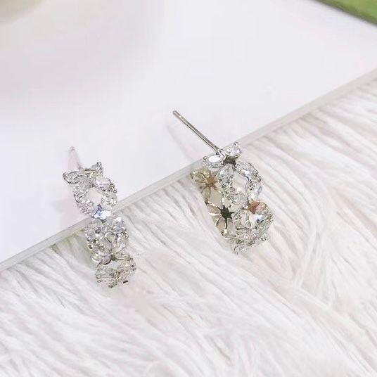 Bông Tai Khoen Tròn Màu Trắng 2cm Pha Lê (BK)