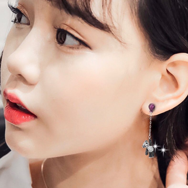 BÔNG TAI CON GẤU VÀ BONG BÓNG SO LE