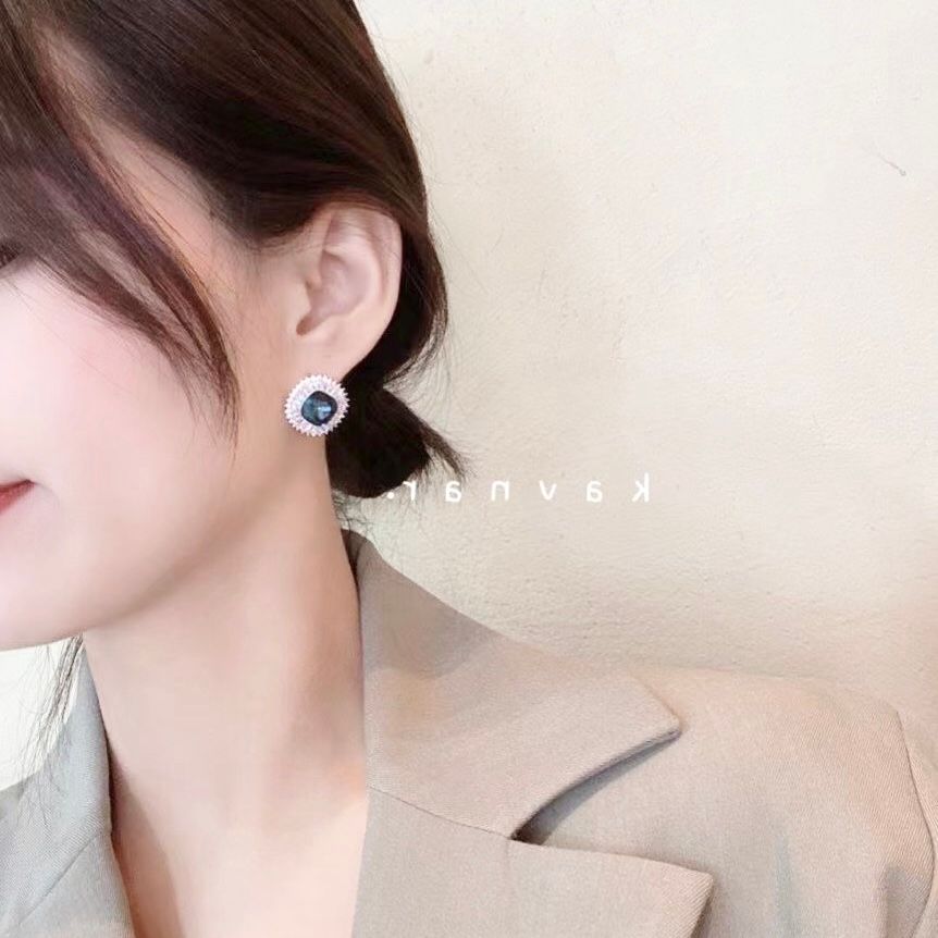 Bông Tai Vuông Bản To Pha Lê Xanh Bích & Trắng Sang Trọng (AP)