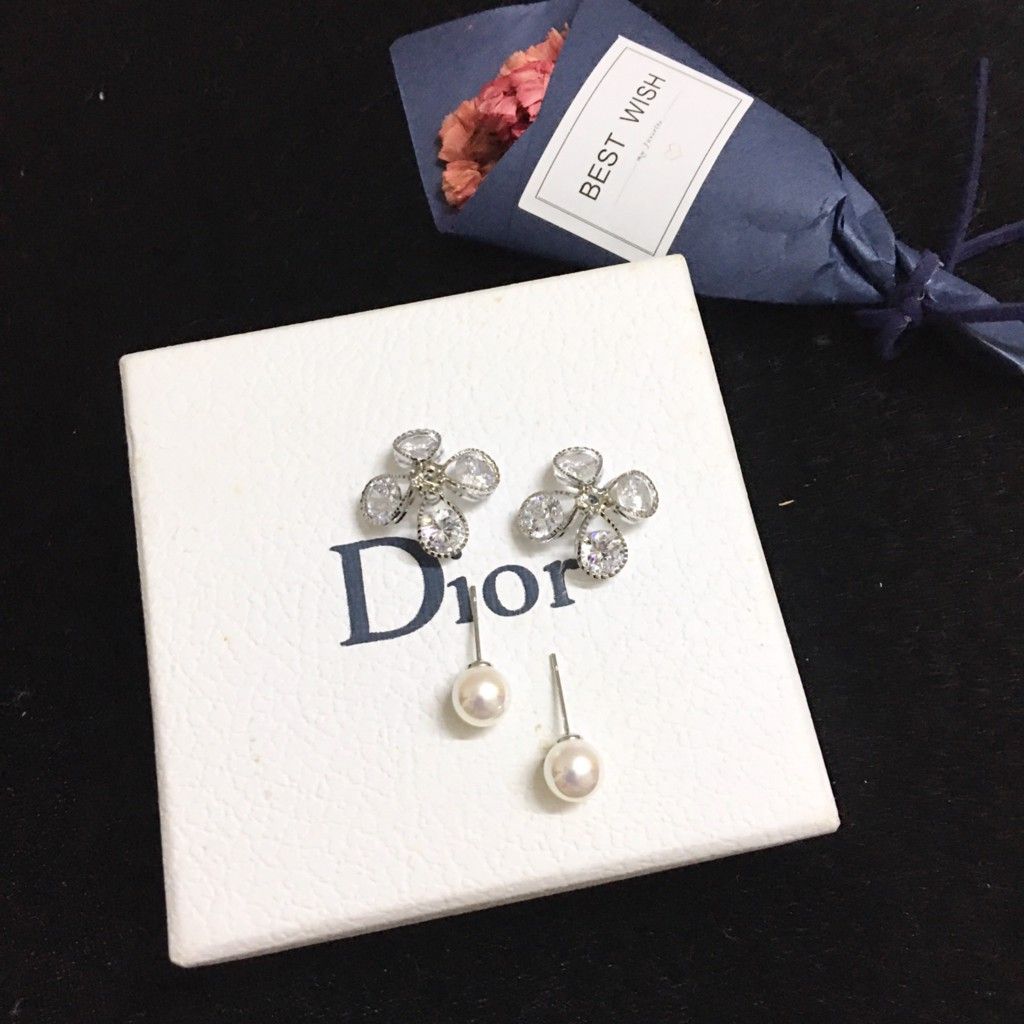 Bộ Trang Sức Dior Trắng - Vòng cổ Choker & Bông Tai Ngọc Trai, Pha Lê 2 Kiểu Đeo Quý Phái (AG)