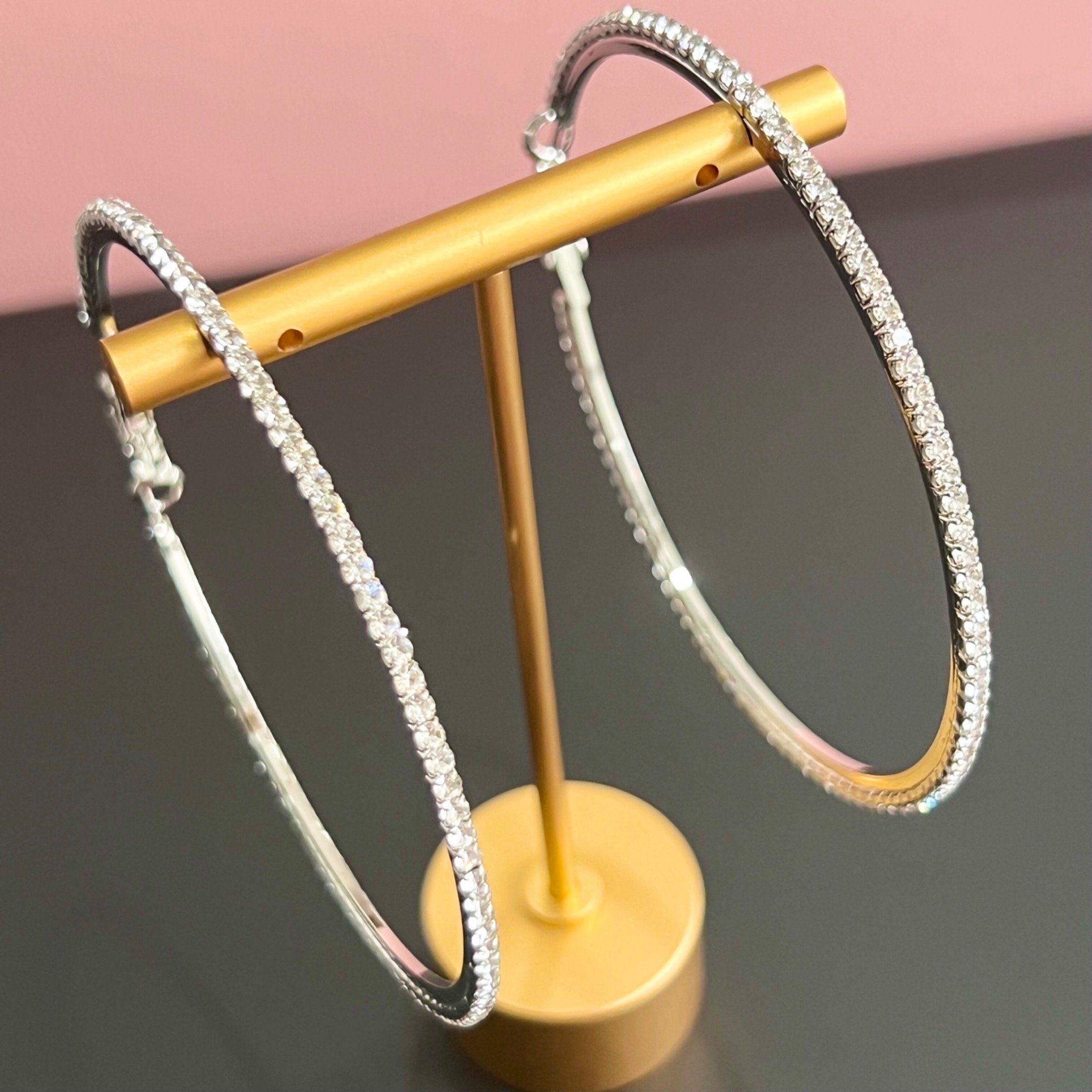 Bông Tai Khoen Tròn Bản To Màu Trắng 6,3cm Pha Lê (BP)
