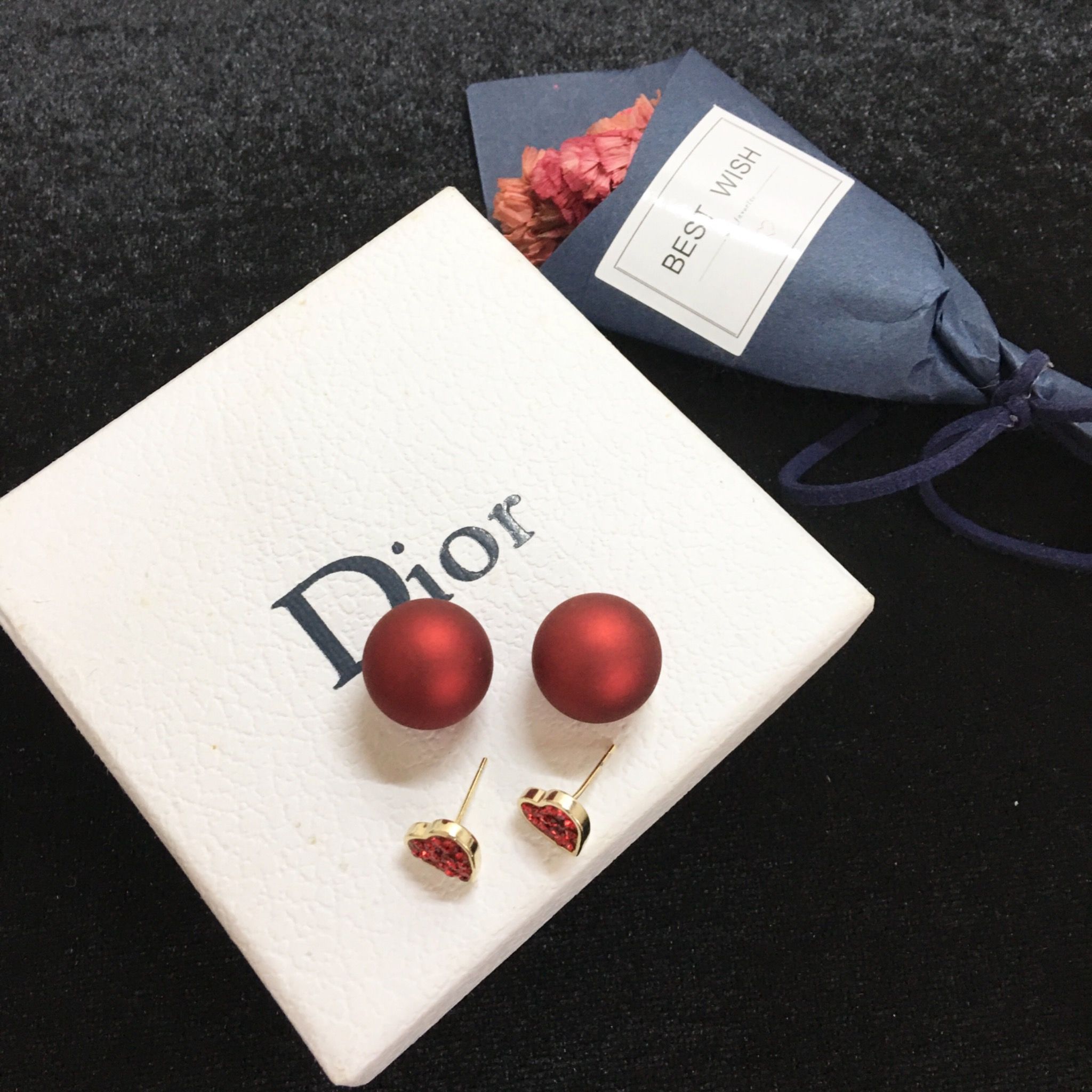 Bông Tai Dior Màu Vàng Pha Lê Đỏ (AD) - Có 3 Kiểu Đeo