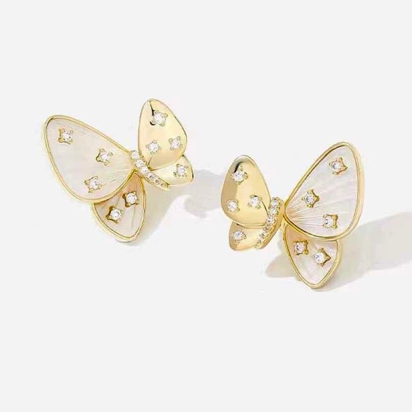 Bông Tai Con Bướm Vàng Pha Lê & Vỏ Trai Thiên Nhiên ( Có 3 Kiểu Đeo )