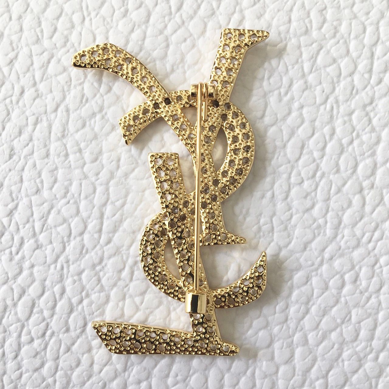 Cài Áo Nam, Nữ - YSL Màu Vàng Pha Lê Trắng (AI)