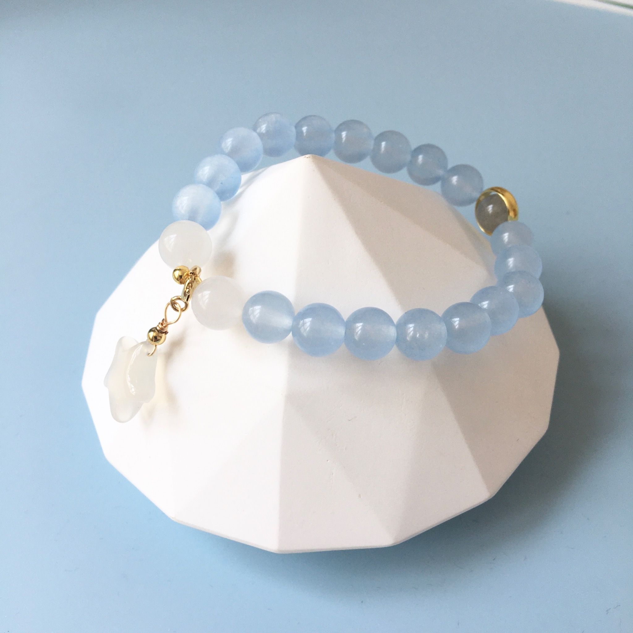 Vòng Tay Phong Thuỷ Cao Cấp - Ngôi Sao Đá Mặt Trăng & Đá Aquamarine Thiên Nhiên