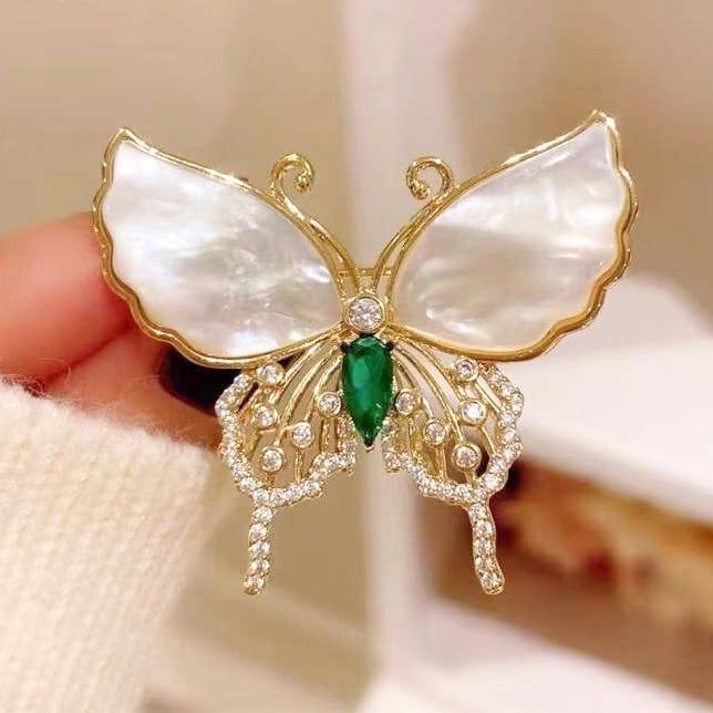 Cài Áo - Con Bướm Vỏ Trai Thiên Nhiên & Pha Lê Xanh