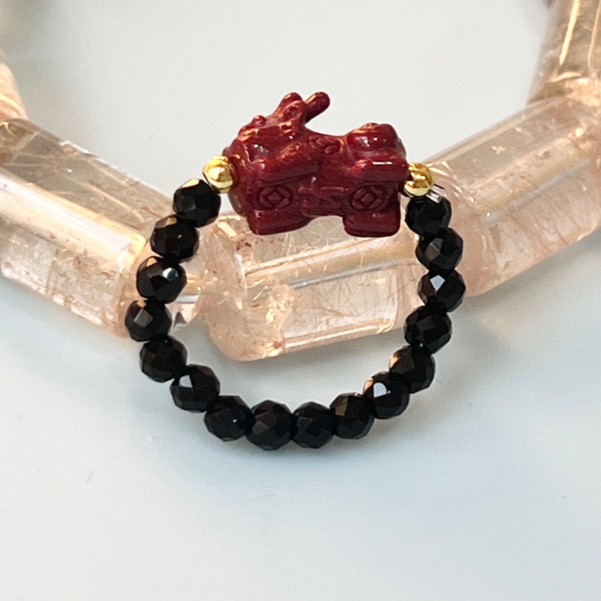 Nhẫn Đá Phong Thuỷ Cao Cấp - Con Tỳ Hưu Đá Chu Sa & Đá Obsidian Thiên Nhiên May Mắn
