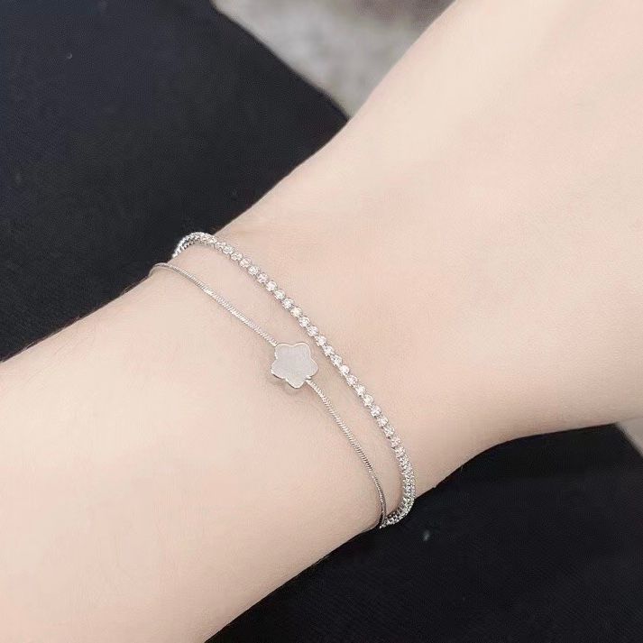 Vòng Tay Dây Đôi Cánh Hoa Pha Lê Trắng