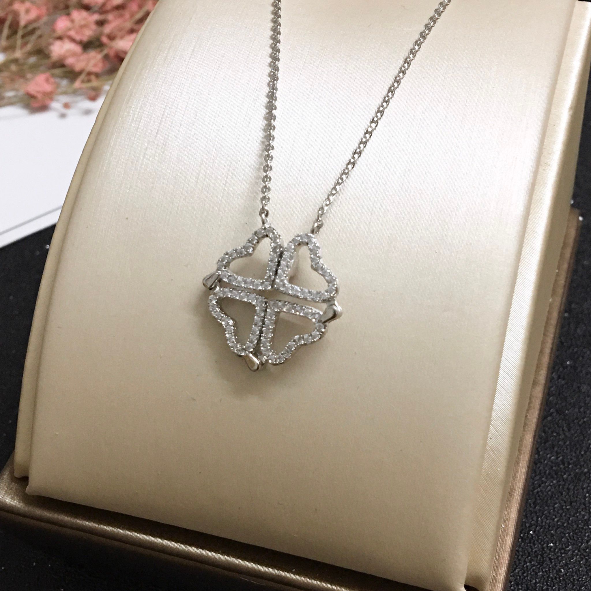 BỘ TRANG SỨC BẠC CAO CẤP - TRÁI TIM PHA LÊ 2 KIỂU ĐEO (AA)