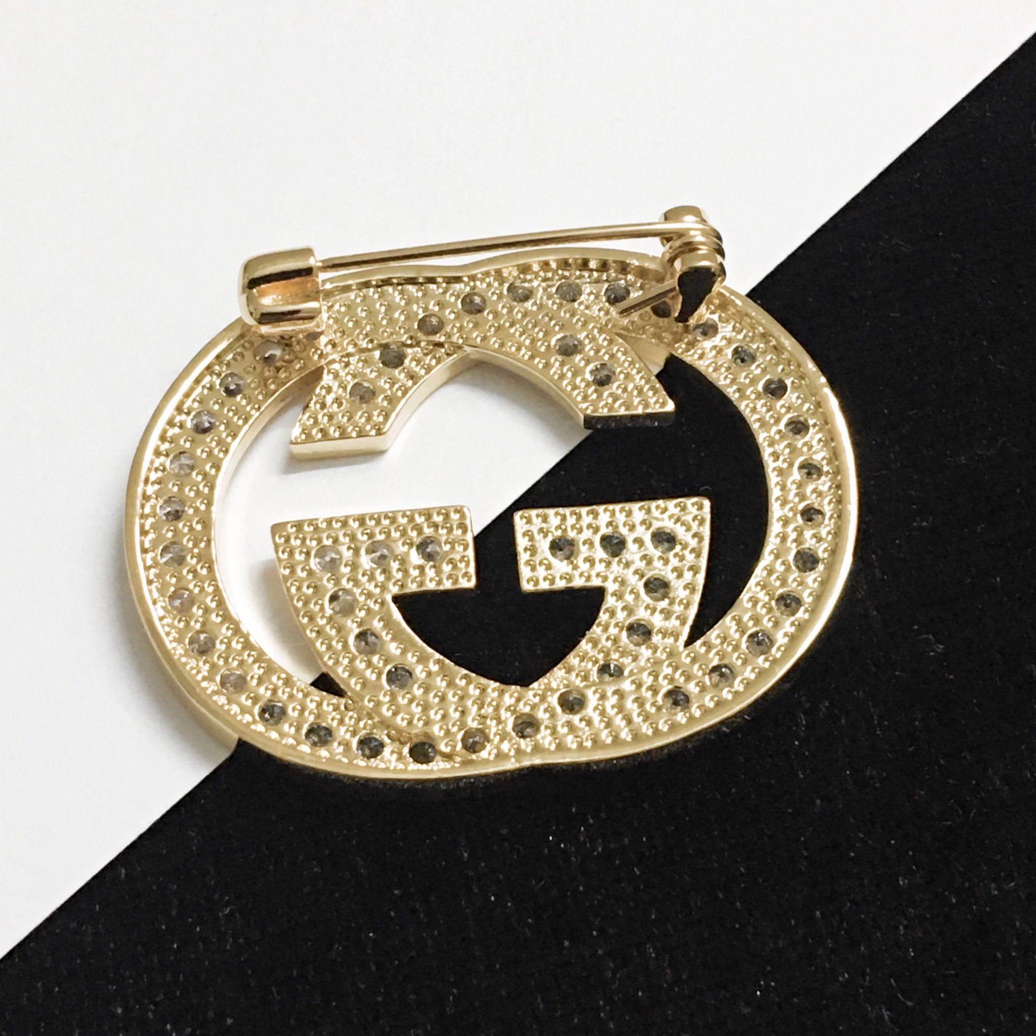 Cài Áo Nam, Nữ - Gucci Màu Vàng Pha Lê Trắng (AF)
