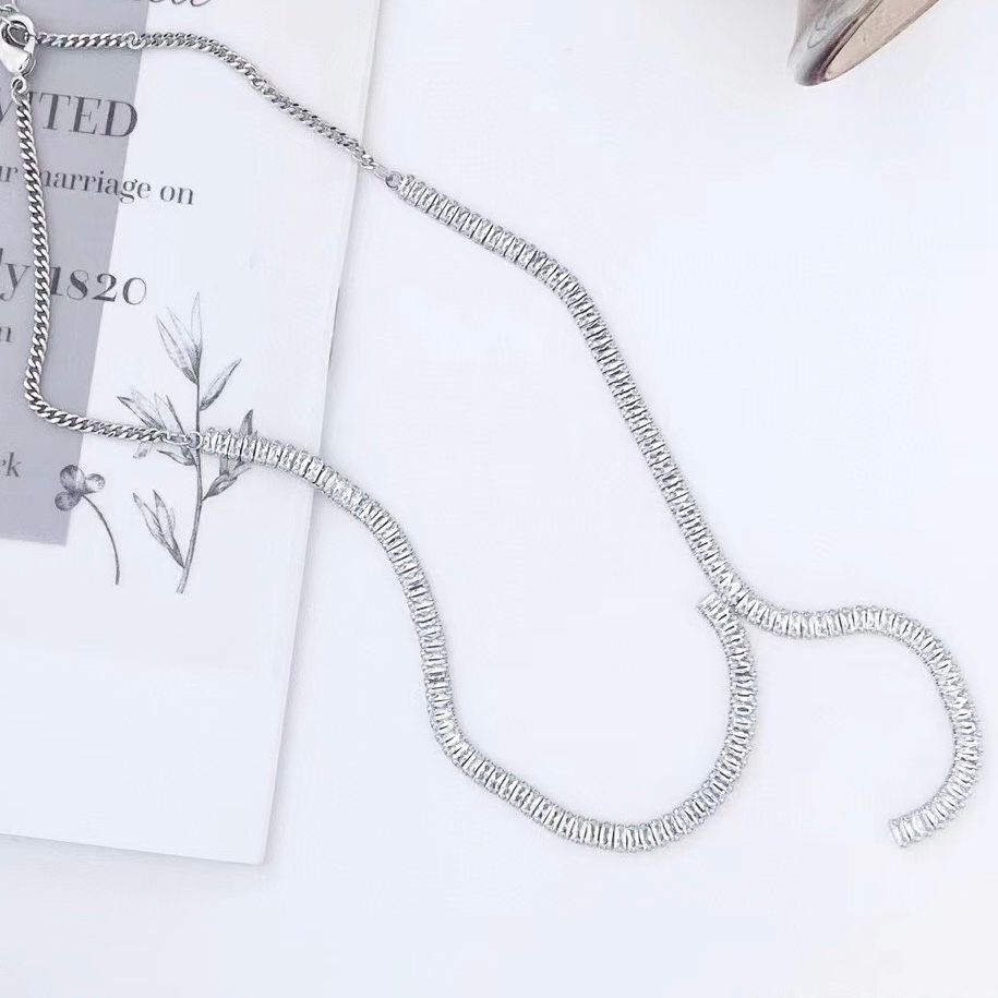 Dây Chuyền Ngắn - Choker Pha Lê Vuông Tinh Tế (AR)