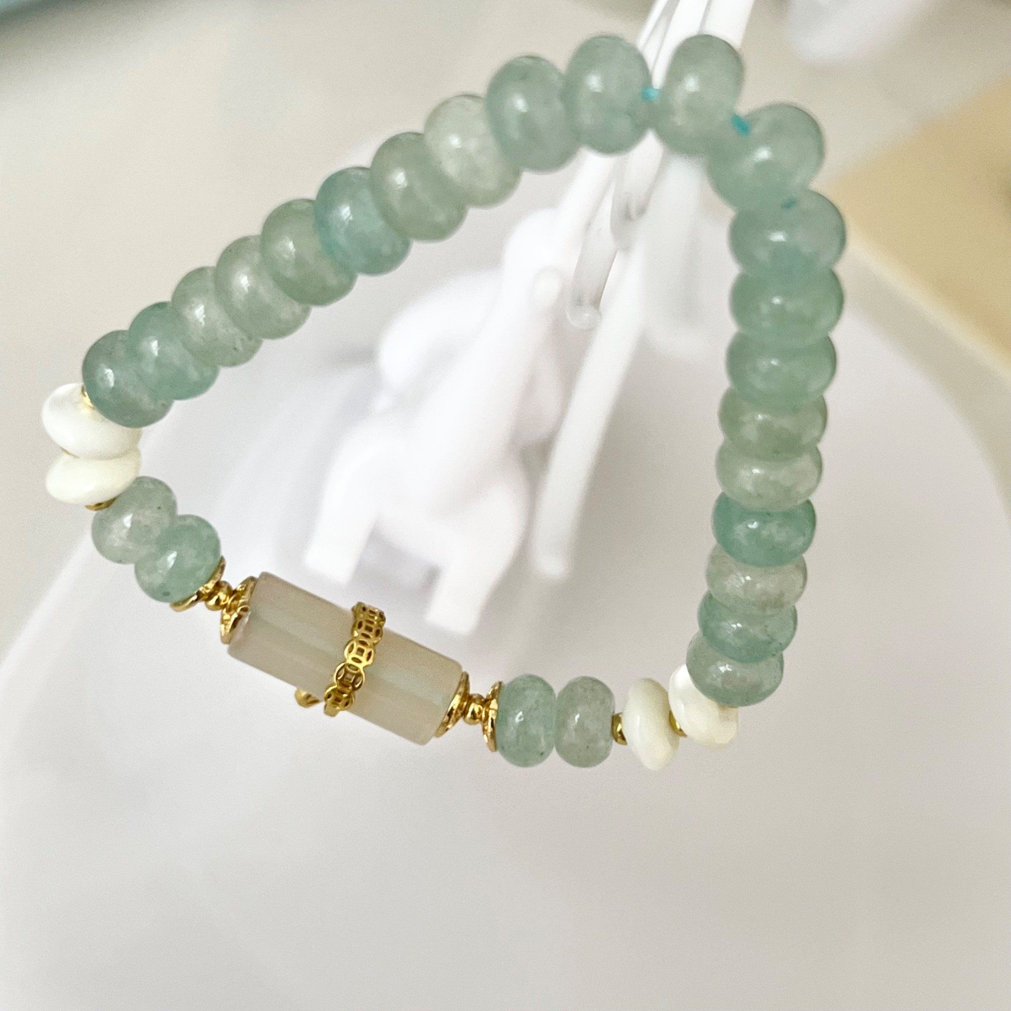 Vòng Tay Phong Thuỷ Cao Cấp - Đá Aquamarine Xanh & Thạch Anh Trắng Tự Nhiên