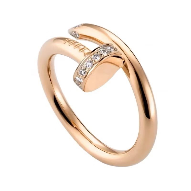 Nhẫn Titan Cao Cấp - Cây Đinh Cartier Màu Vàng Hồng Pha Lê (AA)