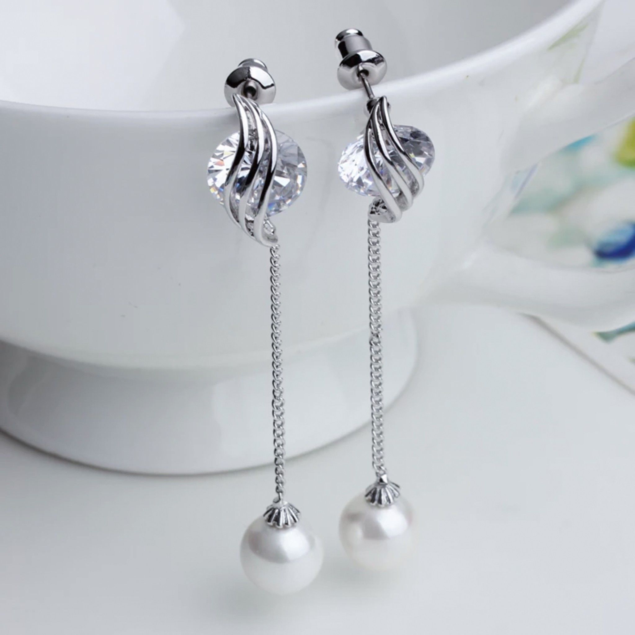BÔNG TAI PHA LÊ & HẠT NGỌC NGỌC TRẮNG TINH TẾ (AB)