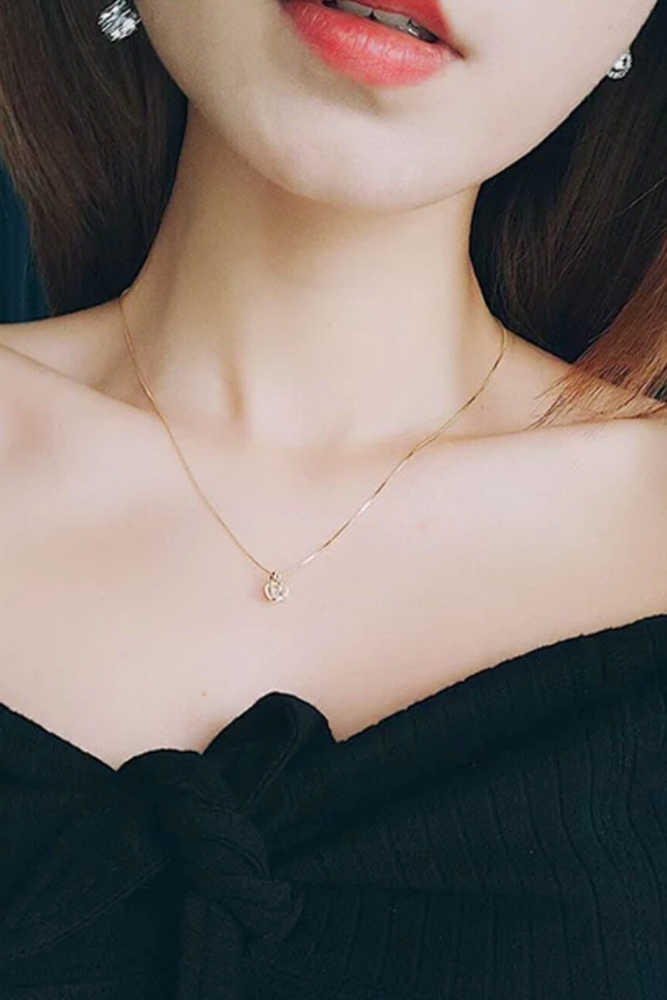 DÂY CHUYỀN NGẮN - VƯƠNG MIỆN VÀNG HỒNG PHA LÊ (AA)