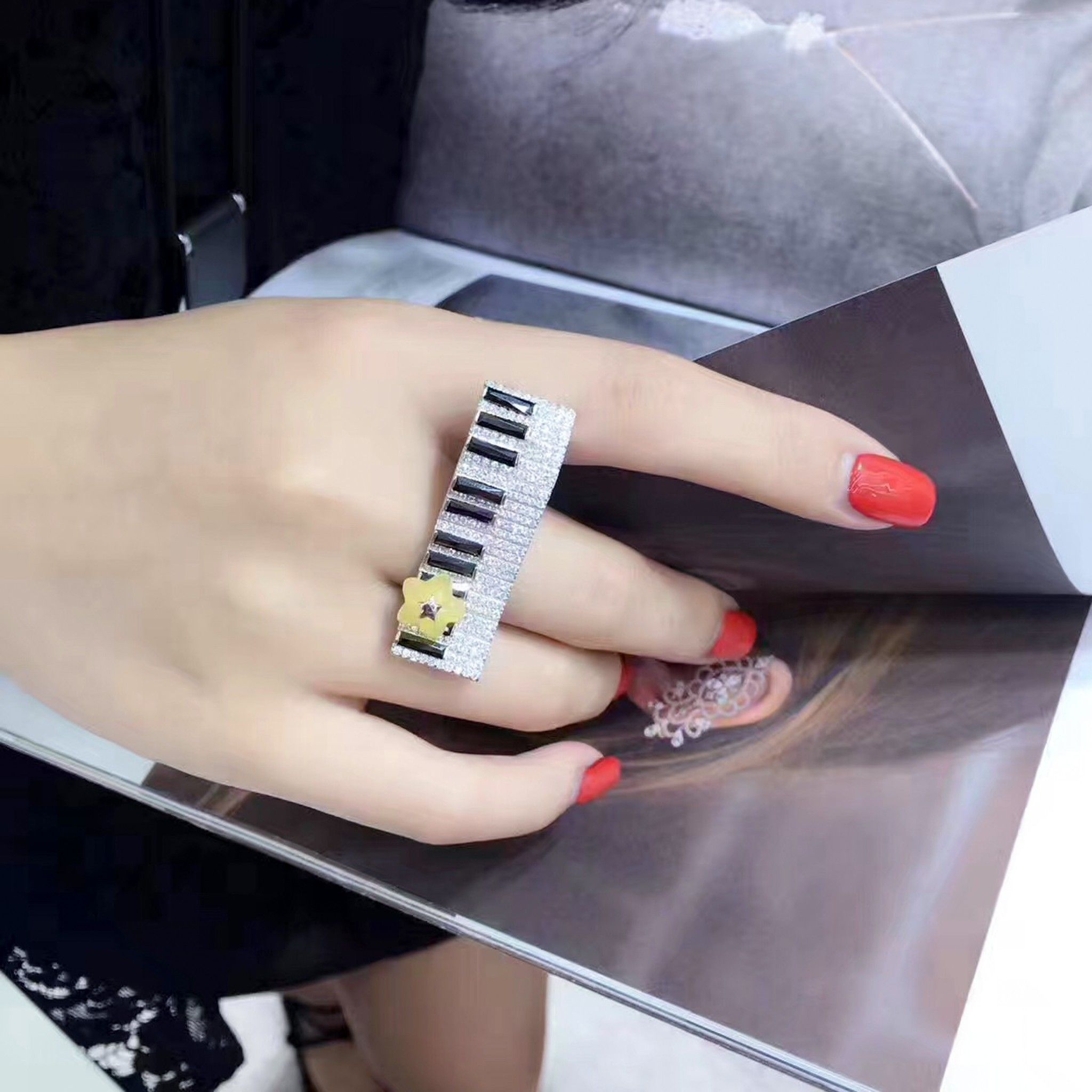 NHẪN NỮ BẠC CAO CẤP - PIANO PHA LÊ (AA)