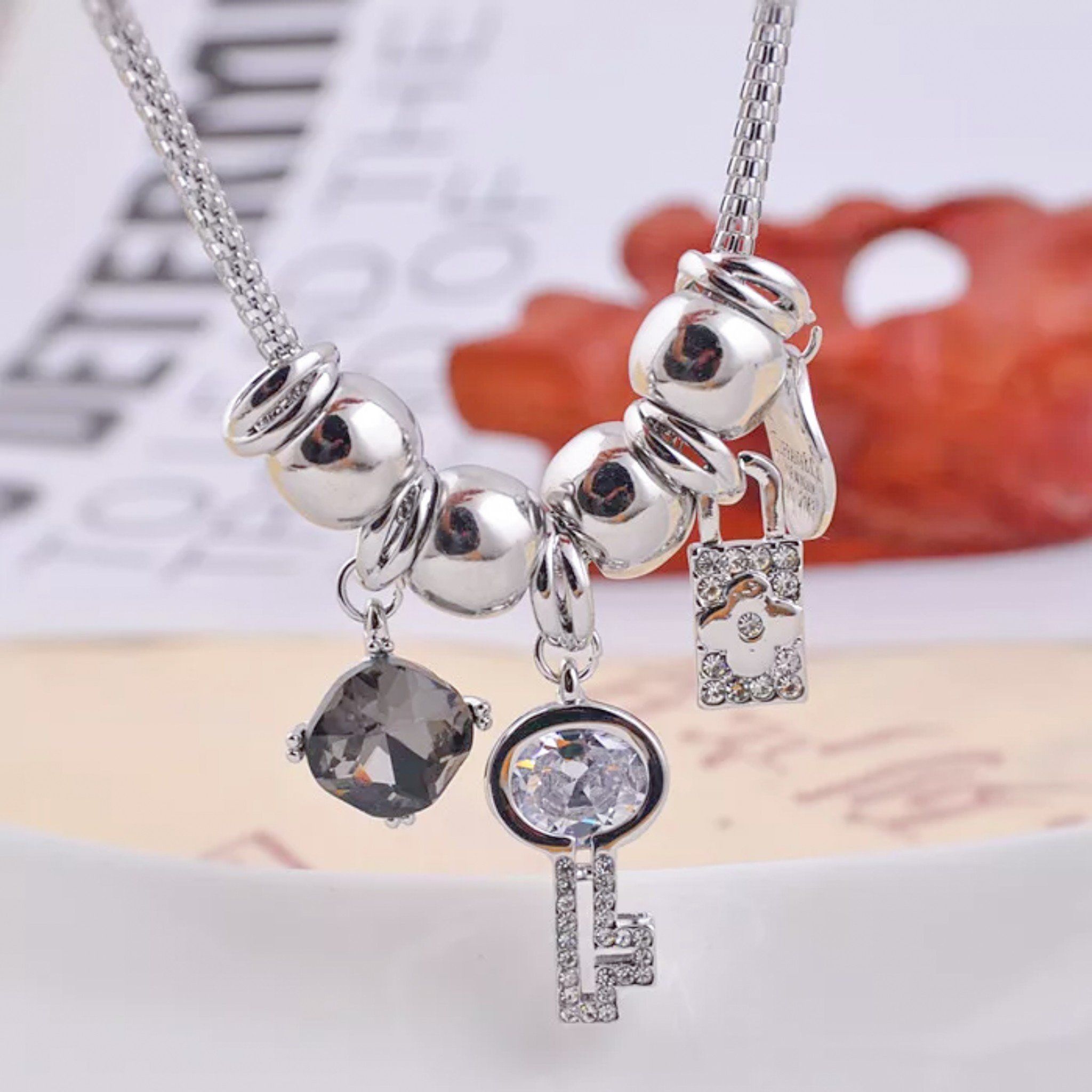 DÂY CHUYỀN NGẮN - CHÌA KHOÁ TÌNH YÊU (AF)
