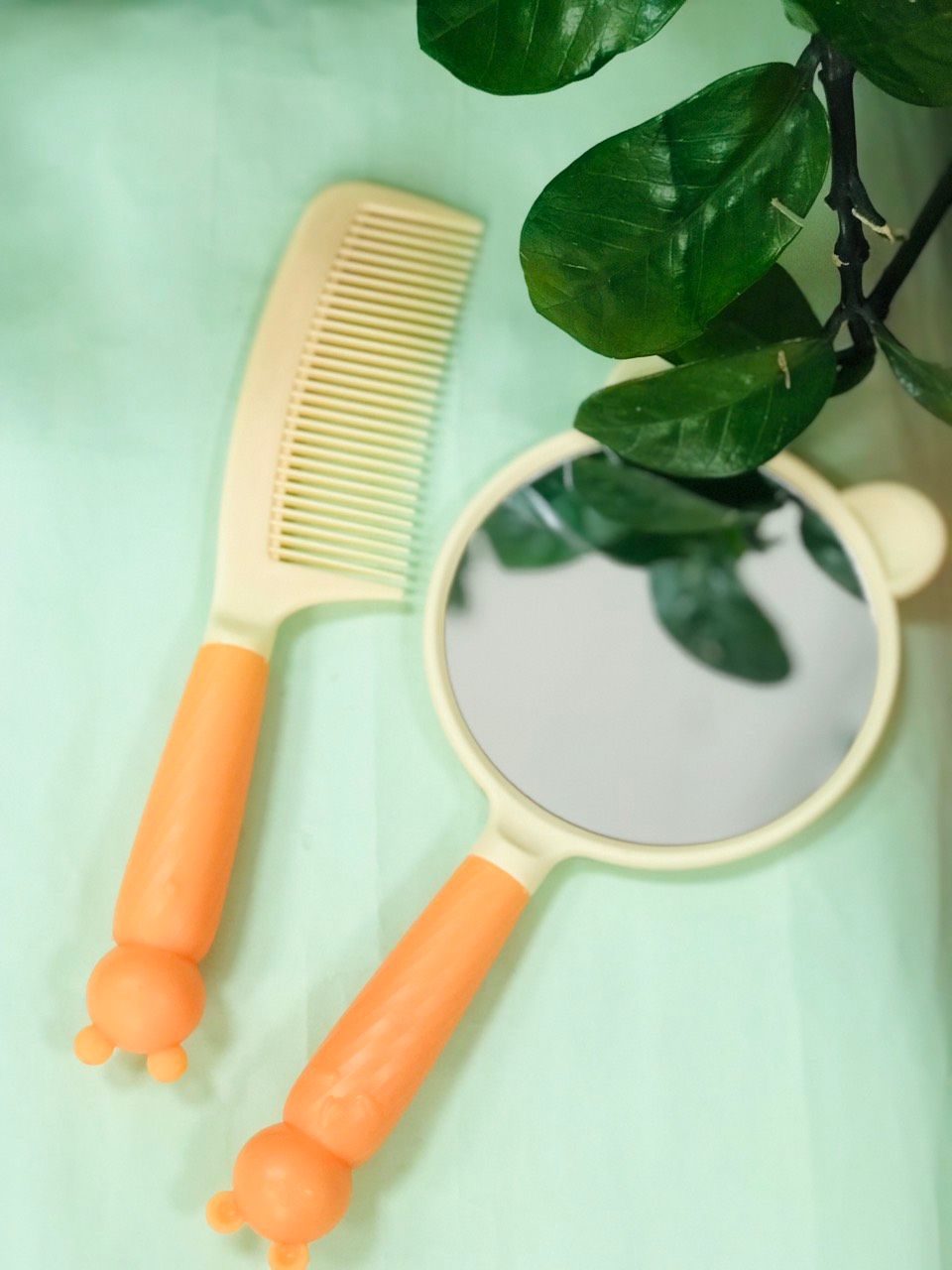 Bộ Lược Gương Màu Cam