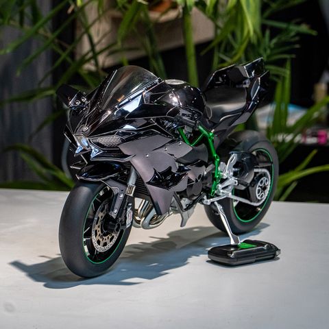Mô Hình Xe Kawasaki Ninja H2R Tỉ Lệ 1:6 – Đề Nổ, Phun Khói, Có Đèn LED