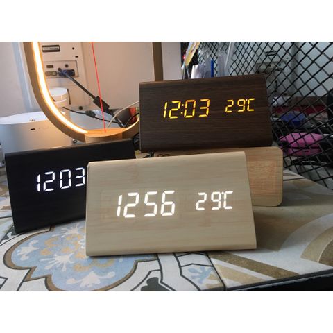 Đồng Hồ Để Bàn LED bằng gỗ hiển thị thời gian, nhiệt độ để bàn cao cấp, trang trí hình chữ nhật - Vaithuhay