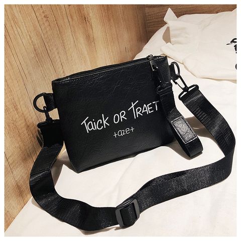 Túi đeo chéo Mini TAICK or TRAET QC A114 ERIK