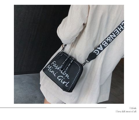 Túi xách QC quai chữ FASHION Mini GIRL ERIK