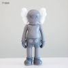 Tượng KAWS trang trí để bàn