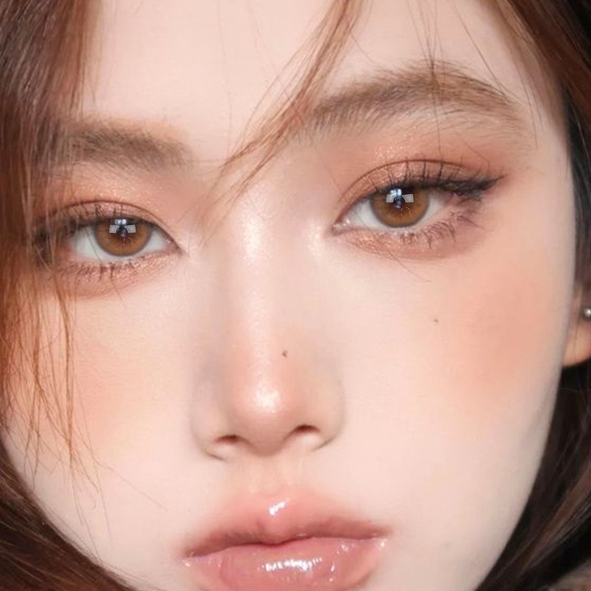 Kính áp tròng Silicone Hydrogel Venus Brown