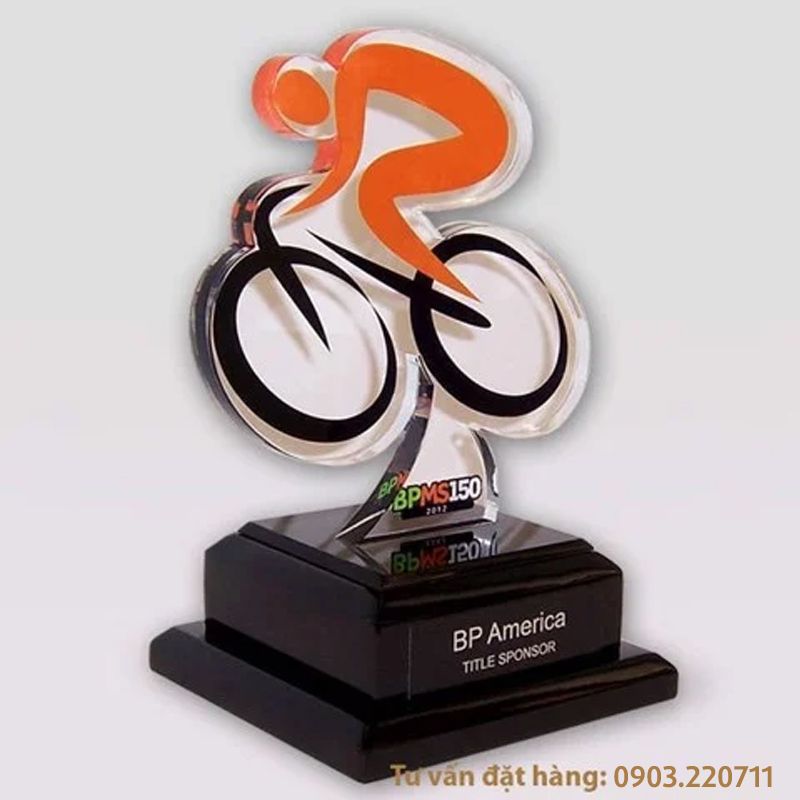 Cúp trao thưởng giải đua xe đạp cao 20cm