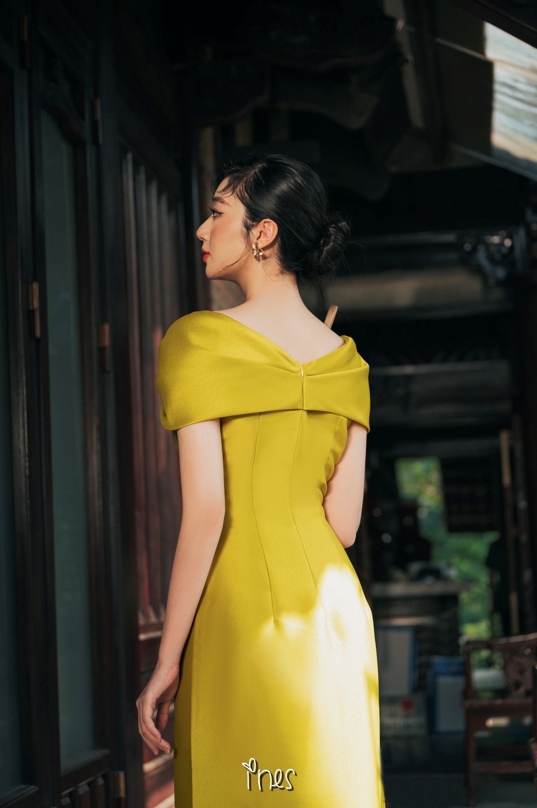 Áo dài Cẩn Mai