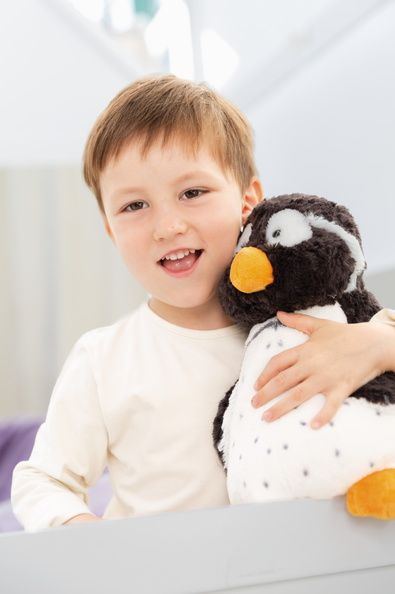 Thú nhồi bông 40cm-cánh cụt penguin Stas winter GREEN-Nici Germany-49321