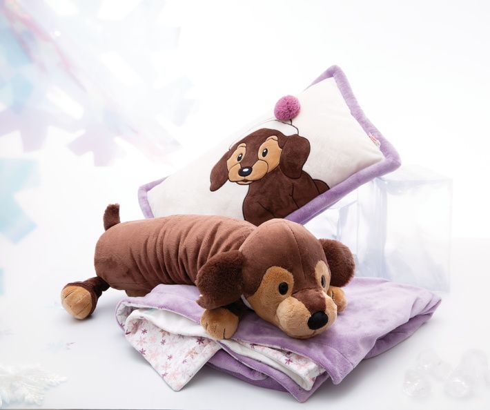 Gối bông 40x60cm-chó lạp xưởng dachshund Skida Winter GREEN-Nici Germany-49329
