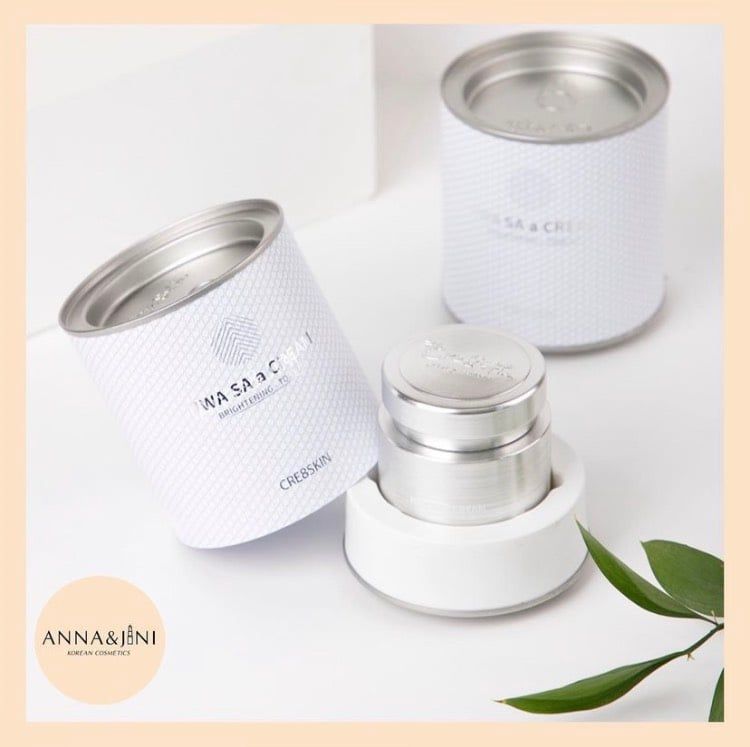 Kem dưỡng da nâng tông chiết xuất cá hồi Cre8Skin Hwa SA a Cream (ban ngày)
